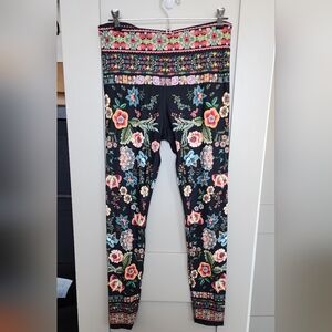 Johnny Was XL floral leggings 🌼